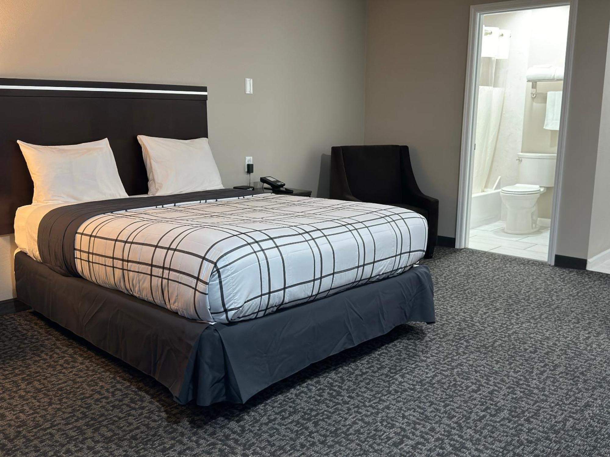 Royal Inn Eugene- Airport Bagian luar foto